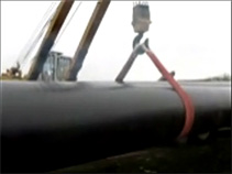 Разгрузка труб и укладка трубопровода высокопрочными мягкими полотенцами ВМП-М